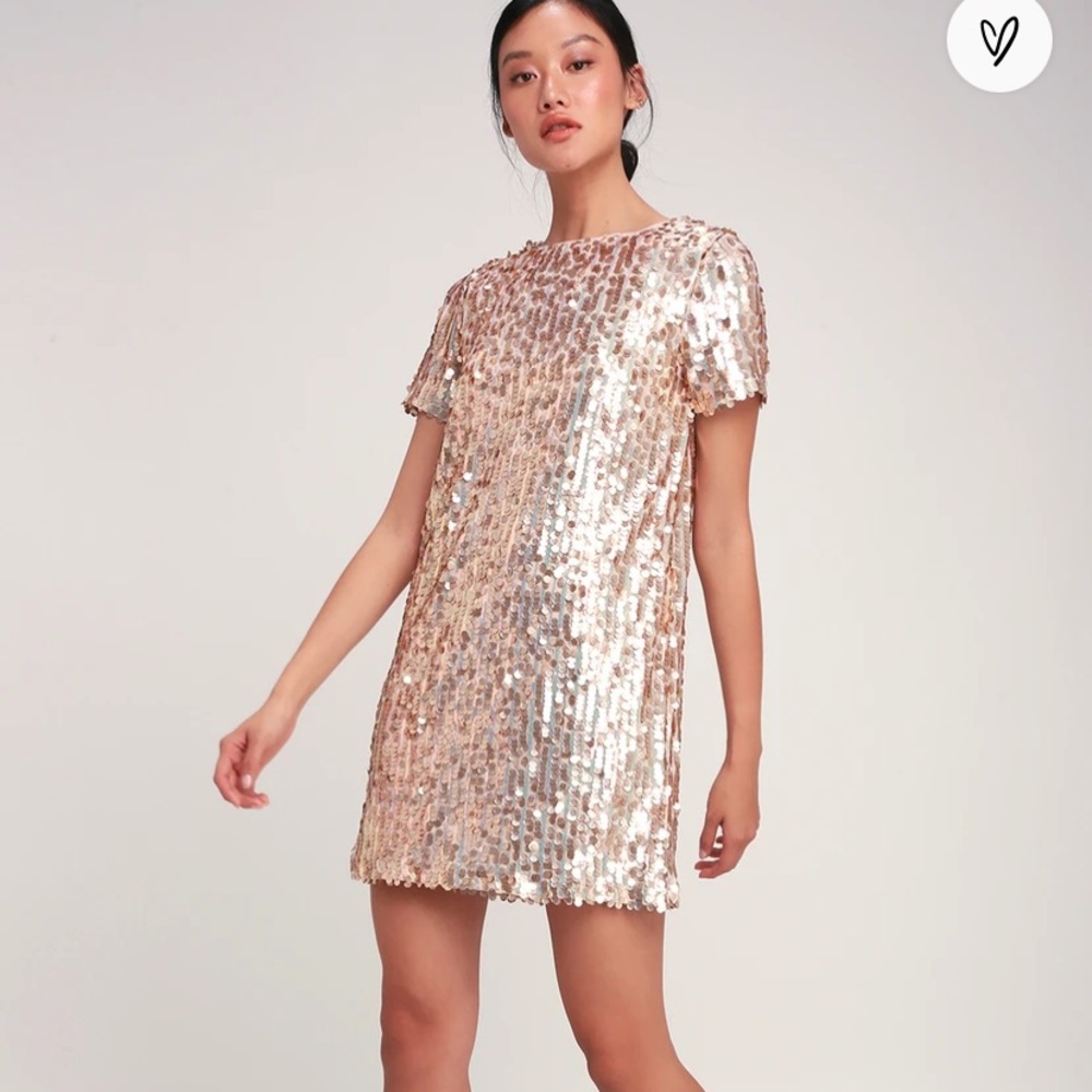 Sparkly Blush, Sequin scoop back, New Years Eve Shift dress BNWT! Size M